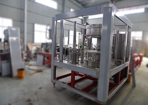 Porcellana Alta imbottigliatrice accurata dell'acqua minerale, imbottigliatrice della bevanda automatica del gas fornitore