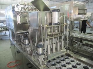 Imbottigliatrice automatica Monobloc del succo 3 In1/macchina di rifornimento dell'acqua bottiglia dell'animale domestico fornitore