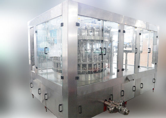 Alta imbottigliatrice accurata dell'acqua minerale, imbottigliatrice della bevanda automatica del gas fornitore