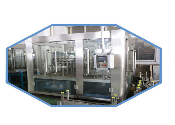 Macchina di rifornimento automatica affidabile gassosa della soda della macchina di rifornimento della bevanda di 8000 BPH fornitore